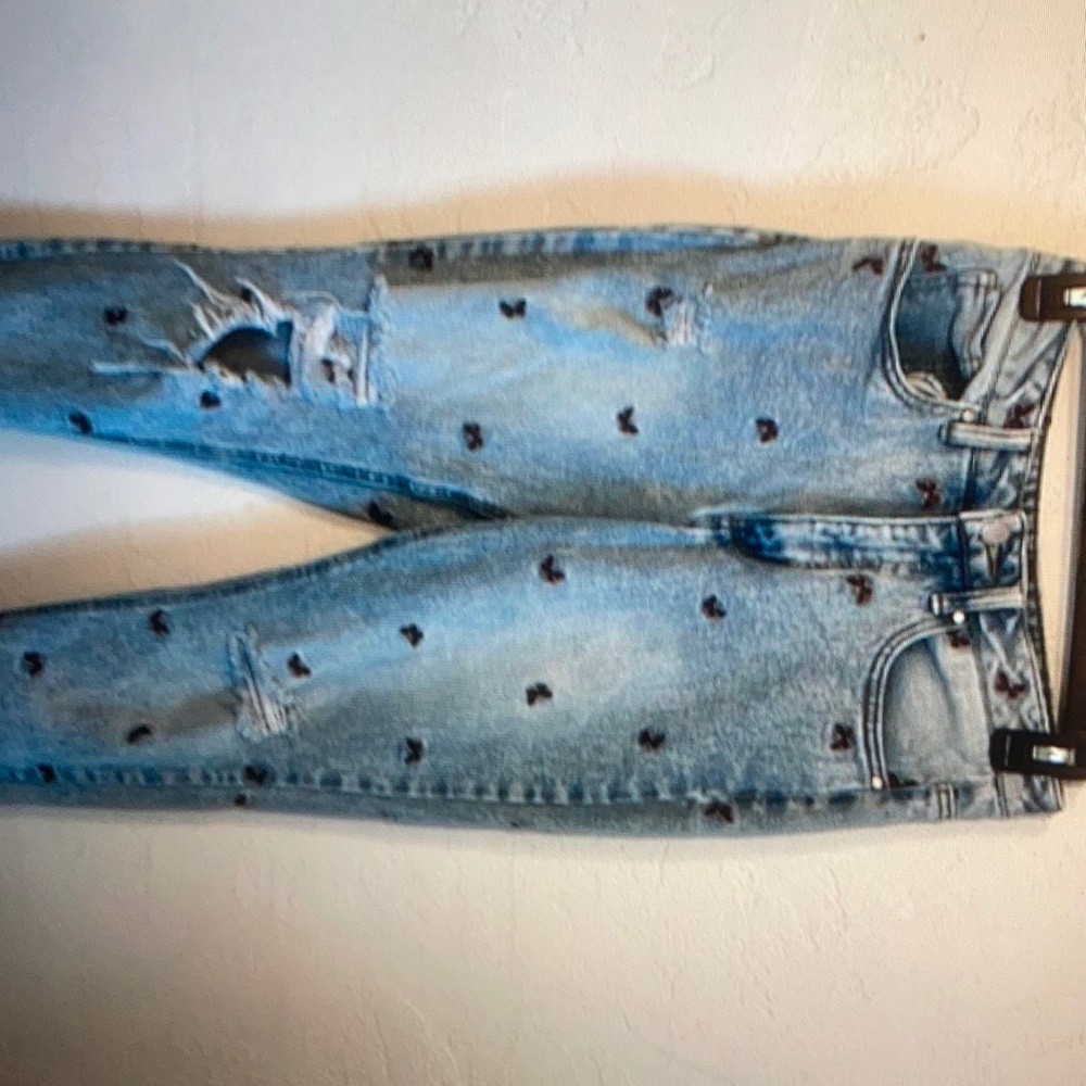 Tinseltown Light wash distressed stitched butterfly jeans